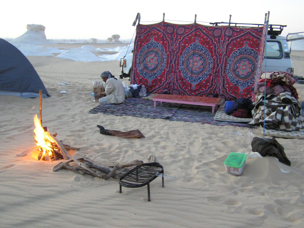 Camping in the White Desert 2008